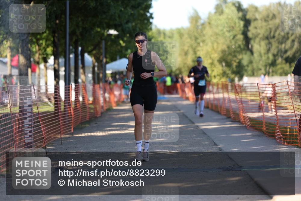 07.09.2025 - 19. Norderstedt Triathlon Michael Strokosch http://msf.ph/oto/8823299 07.09.2025 16:09:28 Laufen 1403, 1453 meine-sportfotos.de