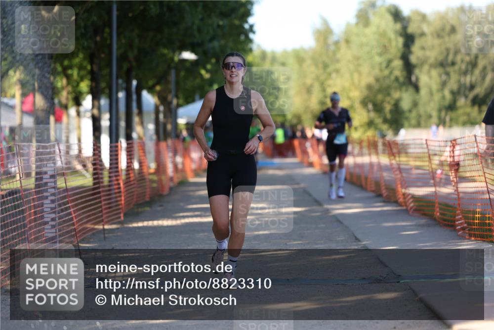 07.09.2025 - 19. Norderstedt Triathlon Michael Strokosch http://msf.ph/oto/8823310 07.09.2025 16:09:29 Laufen 1403, 1453 meine-sportfotos.de