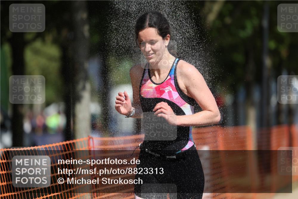 07.09.2025 - 19. Norderstedt Triathlon Michael Strokosch http://msf.ph/oto/8823313 07.09.2025 12:14:09 Laufen 704, 1246, 1334 meine-sportfotos.de