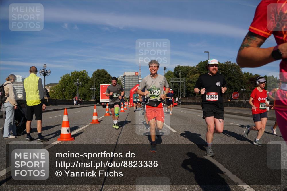 07.09.2025 - BARMER Alsterlauf Yannick Fuchs http://msf.ph/oto/8823336 07.09.2025 09:47:33 Laufen 275, 6143, 3646, 4980 meine-sportfotos.de