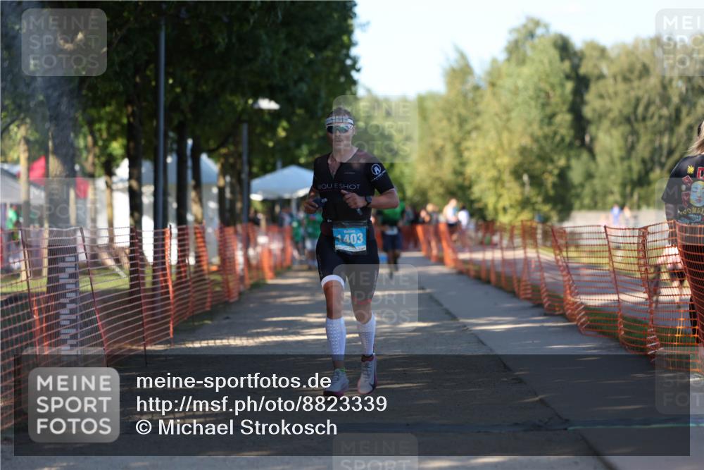 07.09.2025 - 19. Norderstedt Triathlon Michael Strokosch http://msf.ph/oto/8823339 07.09.2025 16:09:32 Laufen 1403, 1453 meine-sportfotos.de