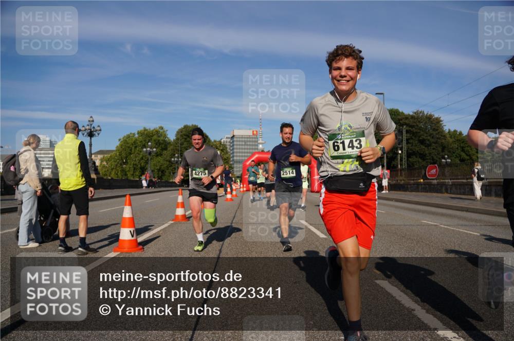 07.09.2025 - BARMER Alsterlauf Yannick Fuchs http://msf.ph/oto/8823341 07.09.2025 09:47:34 Laufen 4275, 2514, 6143, 19 meine-sportfotos.de