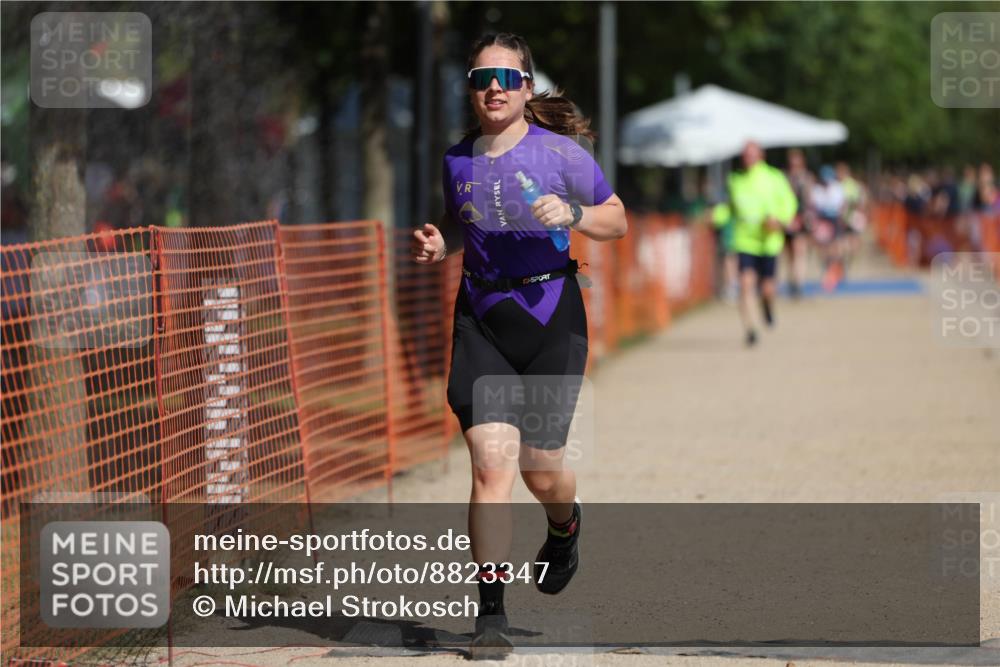 07.09.2025 - 19. Norderstedt Triathlon Michael Strokosch http://msf.ph/oto/8823347 07.09.2025 12:14:12 Laufen 1246, 1334 meine-sportfotos.de