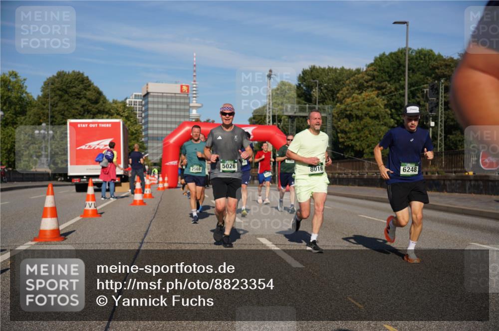 07.09.2025 - BARMER Alsterlauf Yannick Fuchs http://msf.ph/oto/8823354 07.09.2025 09:47:35 Laufen 2569, 5026, 8016, 6248 meine-sportfotos.de