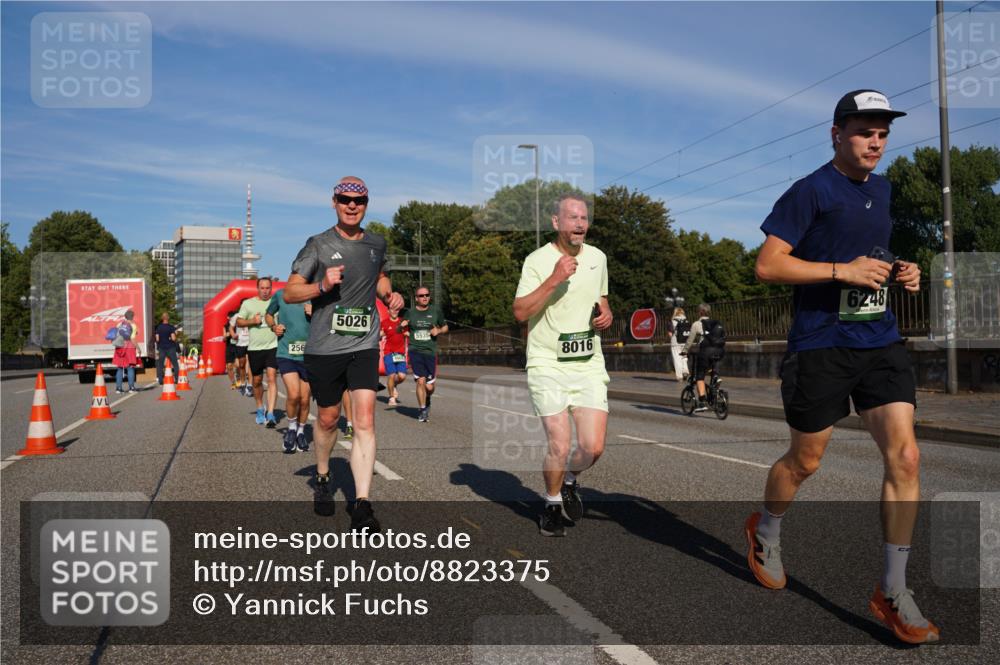 07.09.2025 - BARMER Alsterlauf Yannick Fuchs http://msf.ph/oto/8823375 07.09.2025 09:47:37 Laufen 256, 5026, 5535, 8016, 6248 meine-sportfotos.de