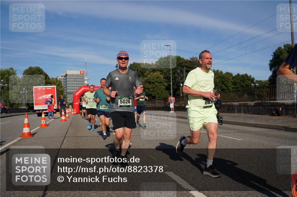 07.09.2025 - BARMER Alsterlauf Yannick Fuchs http://msf.ph/oto/8823378 07.09.2025 09:47:37 Laufen 5549, 2569, 5026, 5535, 801 meine-sportfotos.de