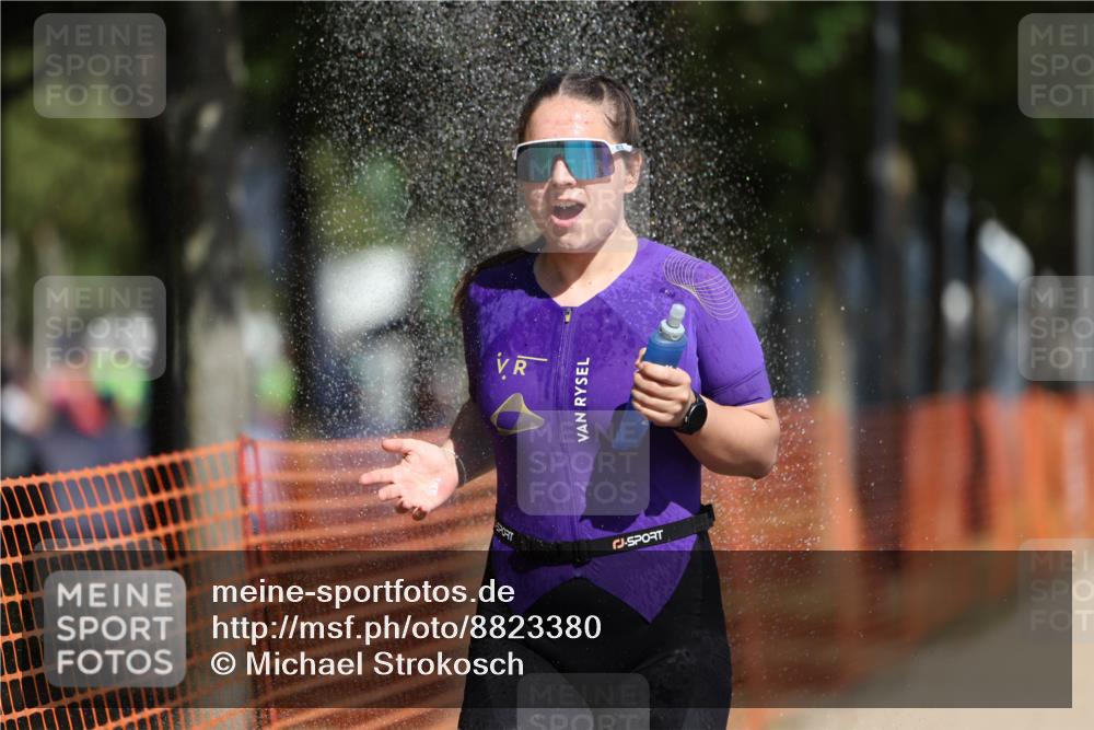 07.09.2025 - 19. Norderstedt Triathlon Michael Strokosch http://msf.ph/oto/8823380 07.09.2025 12:14:14 Laufen 1246 meine-sportfotos.de
