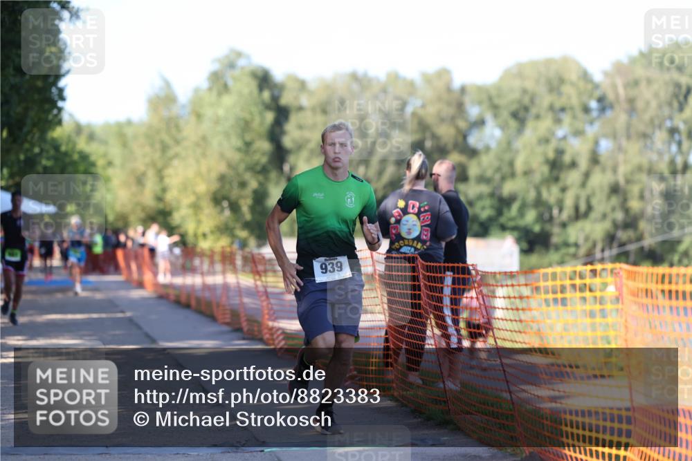 07.09.2025 - 19. Norderstedt Triathlon Michael Strokosch http://msf.ph/oto/8823383 07.09.2025 16:09:41 Laufen 549, 939 meine-sportfotos.de