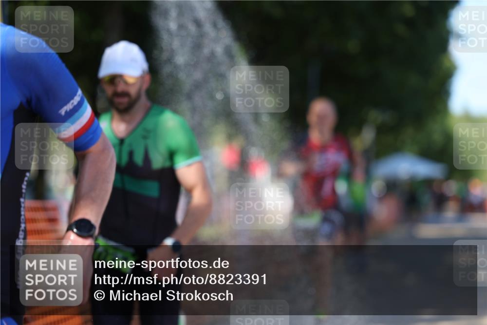 07.09.2025 - 19. Norderstedt Triathlon Michael Strokosch http://msf.ph/oto/8823391 07.09.2025 15:15:57 Laufen 964 meine-sportfotos.de