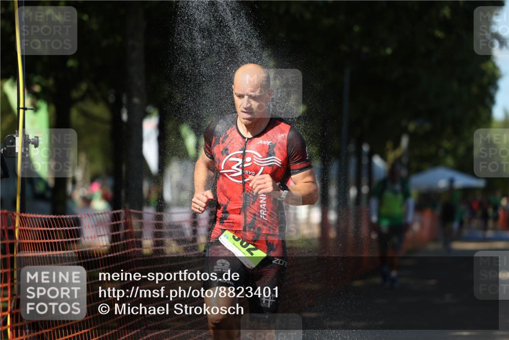 07.09.2025 - 19. Norderstedt Triathlon Michael Strokosch http://msf.ph/oto/8823401 07.09.2025 15:15:58 Laufen 964 meine-sportfotos.de