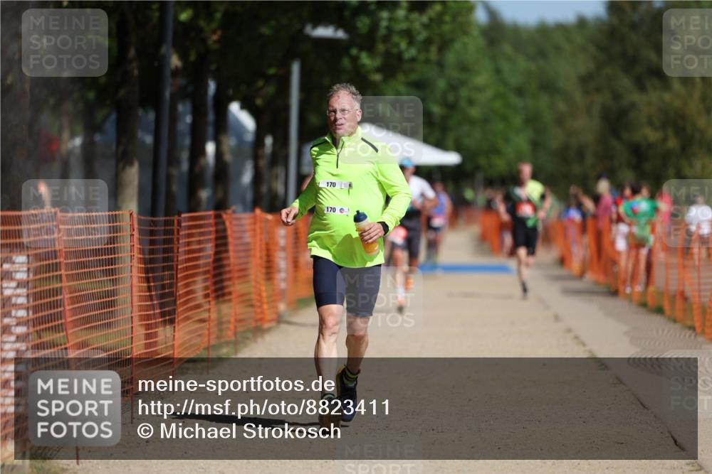 07.09.2025 - 19. Norderstedt Triathlon Michael Strokosch http://msf.ph/oto/8823411 07.09.2025 12:14:20 Laufen 154, 170, 819 meine-sportfotos.de