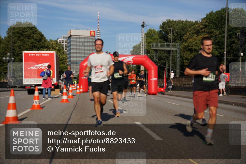 07.09.2025 - BARMER Alsterlauf Yannick Fuchs http://msf.ph/oto/8823433 07.09.2025 09:47:40 Laufen 441 meine-sportfotos.de