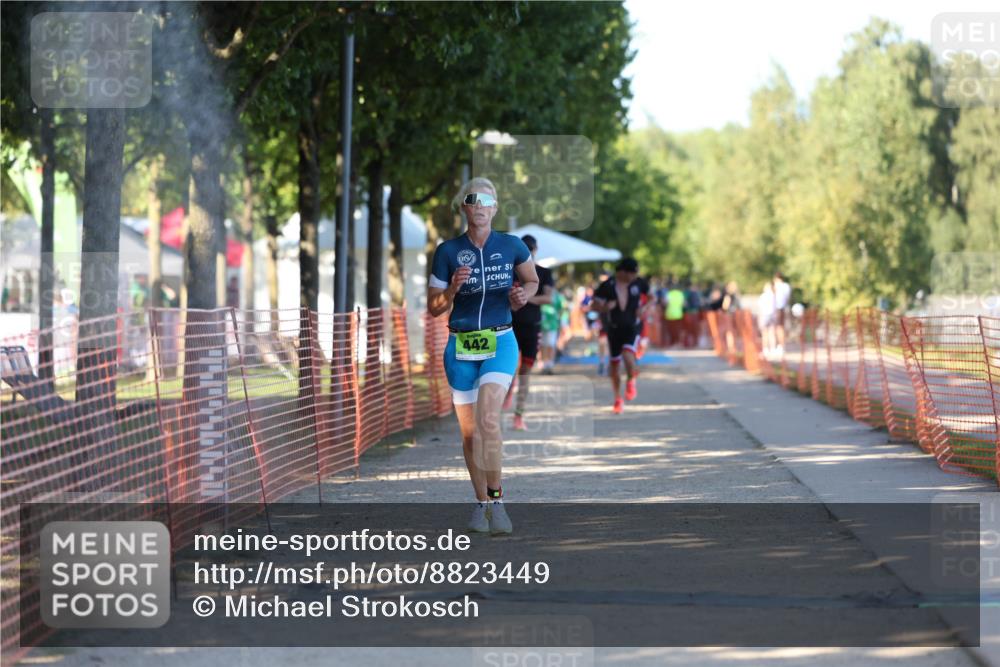 07.09.2025 - 19. Norderstedt Triathlon Michael Strokosch http://msf.ph/oto/8823449 07.09.2025 16:09:52 Laufen 442, 525, 546, 549 meine-sportfotos.de