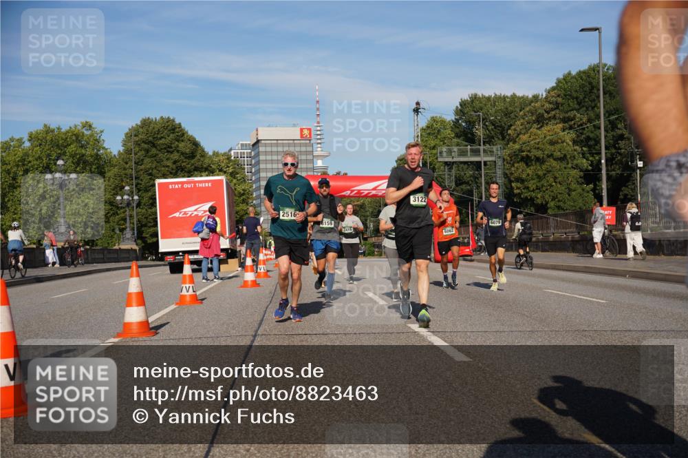 07.09.2025 - BARMER Alsterlauf Yannick Fuchs http://msf.ph/oto/8823463 07.09.2025 09:47:43 Laufen 2516, 8159, 2419, 3122, 6062, 6079 meine-sportfotos.de
