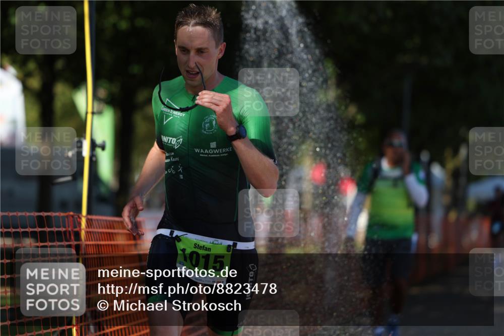 07.09.2025 - 19. Norderstedt Triathlon Michael Strokosch http://msf.ph/oto/8823478 07.09.2025 15:16:15 Laufen 911, 1032, 1502 meine-sportfotos.de
