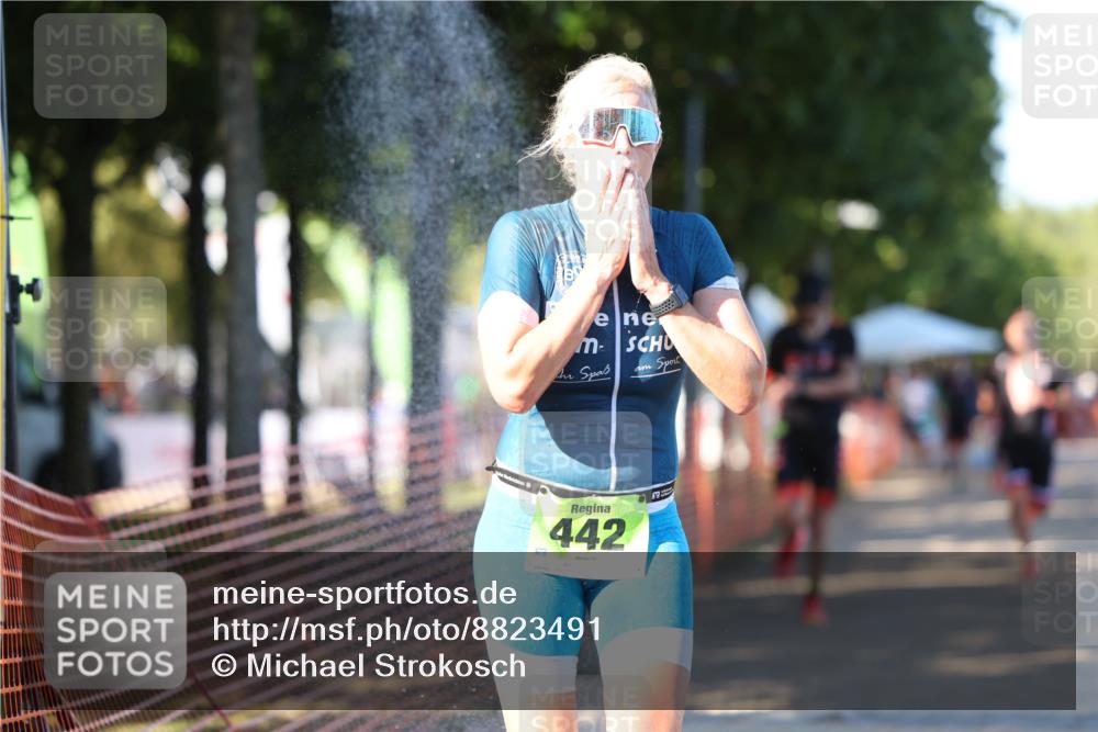 07.09.2025 - 19. Norderstedt Triathlon Michael Strokosch http://msf.ph/oto/8823491 07.09.2025 16:09:55 Laufen 442, 525, 546 meine-sportfotos.de