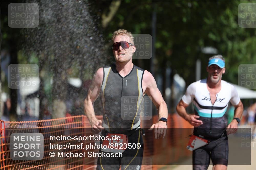 07.09.2025 - 19. Norderstedt Triathlon Michael Strokosch http://msf.ph/oto/8823509 07.09.2025 12:14:27 Laufen 138, 154, 170, 819 meine-sportfotos.de