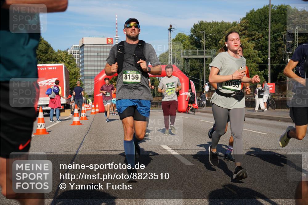 07.09.2025 - BARMER Alsterlauf Yannick Fuchs http://msf.ph/oto/8823510 07.09.2025 09:47:45 Laufen 8159, 8050, 8095 meine-sportfotos.de