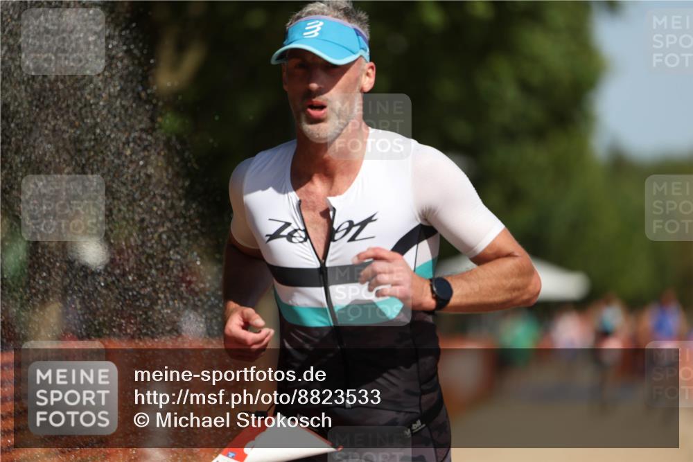 07.09.2025 - 19. Norderstedt Triathlon Michael Strokosch http://msf.ph/oto/8823533 07.09.2025 12:14:29 Laufen 138, 154, 819 meine-sportfotos.de