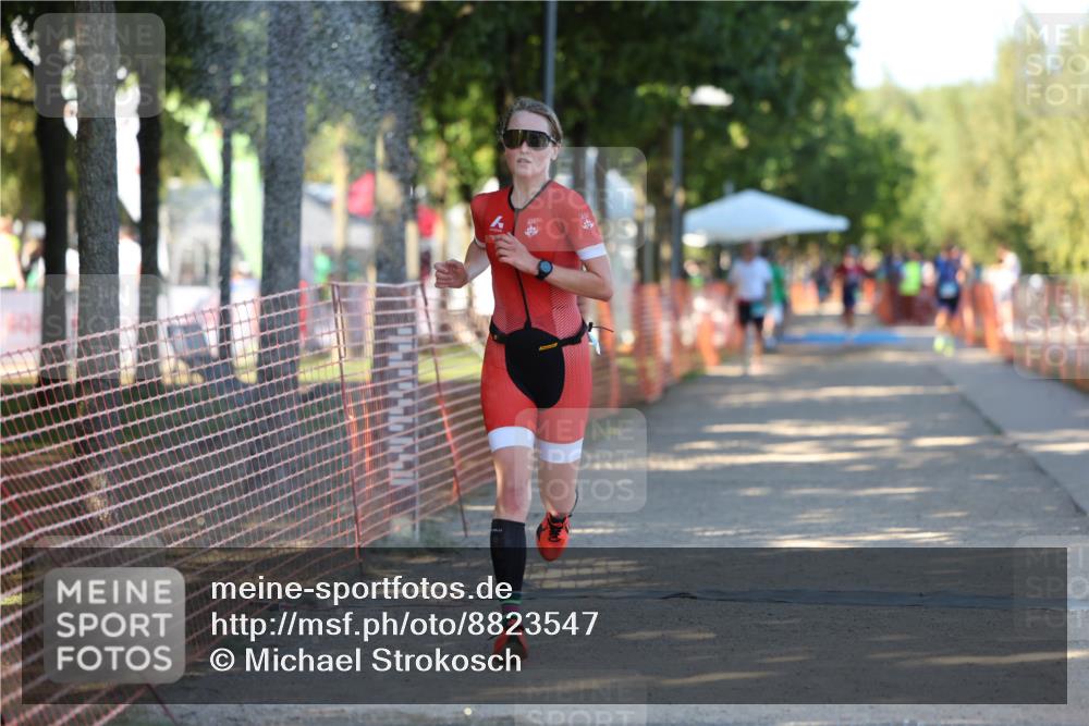 07.09.2025 - 19. Norderstedt Triathlon Michael Strokosch http://msf.ph/oto/8823547 07.09.2025 16:10:05 Laufen 521 meine-sportfotos.de