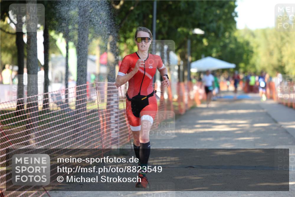 07.09.2025 - 19. Norderstedt Triathlon Michael Strokosch http://msf.ph/oto/8823549 07.09.2025 16:10:05 Laufen 521 meine-sportfotos.de