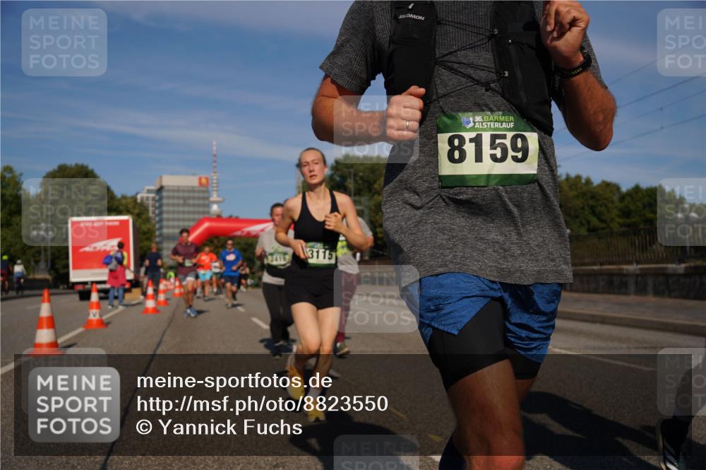 07.09.2025 - BARMER Alsterlauf Yannick Fuchs http://msf.ph/oto/8823550 07.09.2025 09:47:47 Laufen 2419, 3115, 36, 8159 meine-sportfotos.de