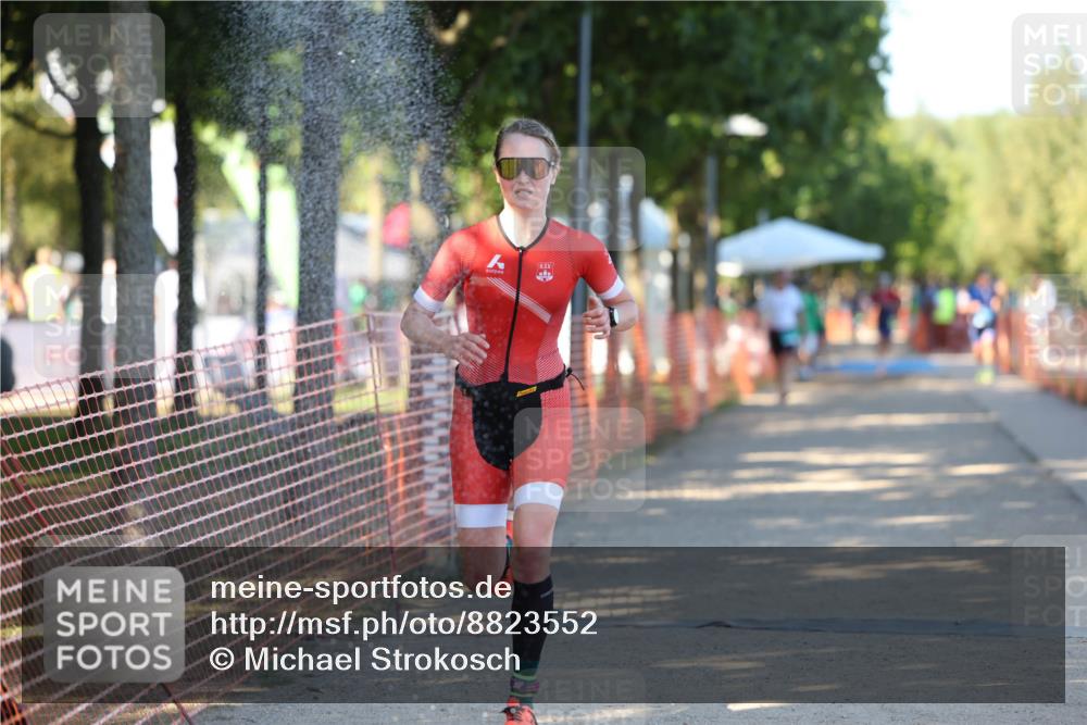 07.09.2025 - 19. Norderstedt Triathlon Michael Strokosch http://msf.ph/oto/8823552 07.09.2025 16:10:05 Laufen 521 meine-sportfotos.de
