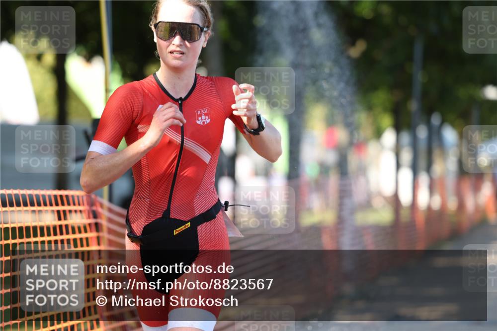 07.09.2025 - 19. Norderstedt Triathlon Michael Strokosch http://msf.ph/oto/8823567 07.09.2025 16:10:06 Laufen 521 meine-sportfotos.de
