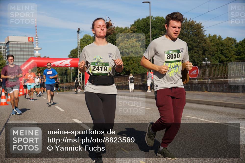 07.09.2025 - BARMER Alsterlauf Yannick Fuchs http://msf.ph/oto/8823569 07.09.2025 09:47:48 Laufen 136, 2419, 10, 136, 1, 8050, 19 meine-sportfotos.de
