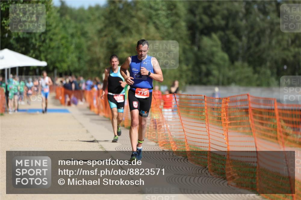 07.09.2025 - 19. Norderstedt Triathlon Michael Strokosch http://msf.ph/oto/8823571 07.09.2025 12:14:37 Laufen 775, 1332 meine-sportfotos.de