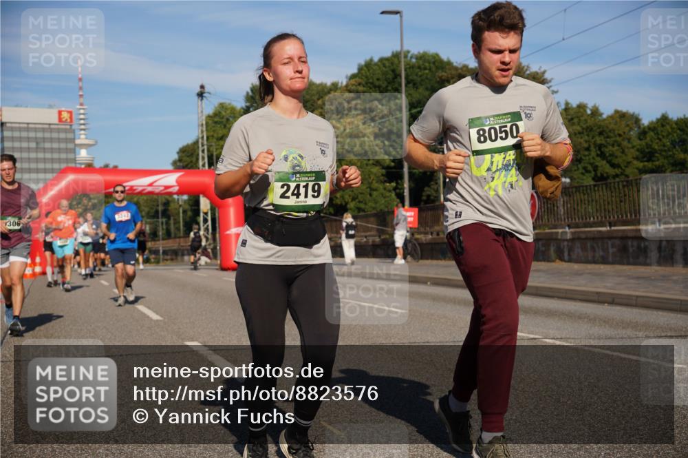07.09.2025 - BARMER Alsterlauf Yannick Fuchs http://msf.ph/oto/8823576 07.09.2025 09:47:48 Laufen 306, 3242, 35, 2419, 36, 8050, 10 meine-sportfotos.de