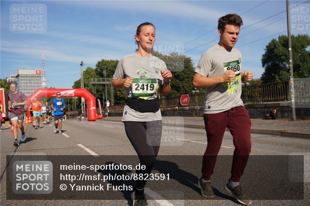 07.09.2025 - BARMER Alsterlauf Yannick Fuchs http://msf.ph/oto/8823591 07.09.2025 09:47:48 Laufen 10, 36, 2419, 050 meine-sportfotos.de