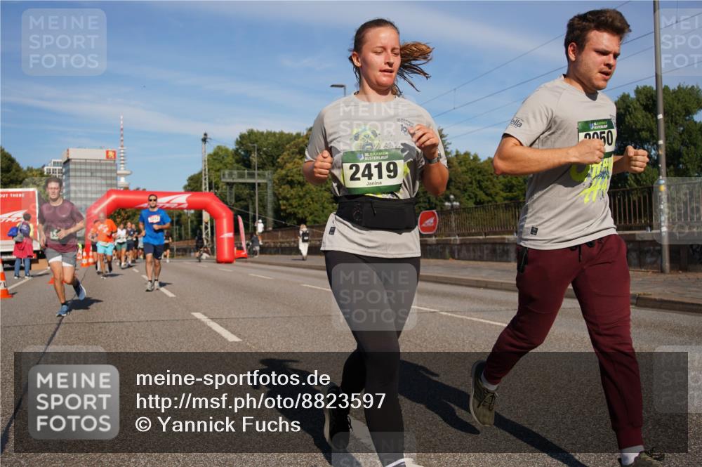 07.09.2025 - BARMER Alsterlauf Yannick Fuchs http://msf.ph/oto/8823597 07.09.2025 09:47:49 Laufen 10, 36, 2419, 50 meine-sportfotos.de