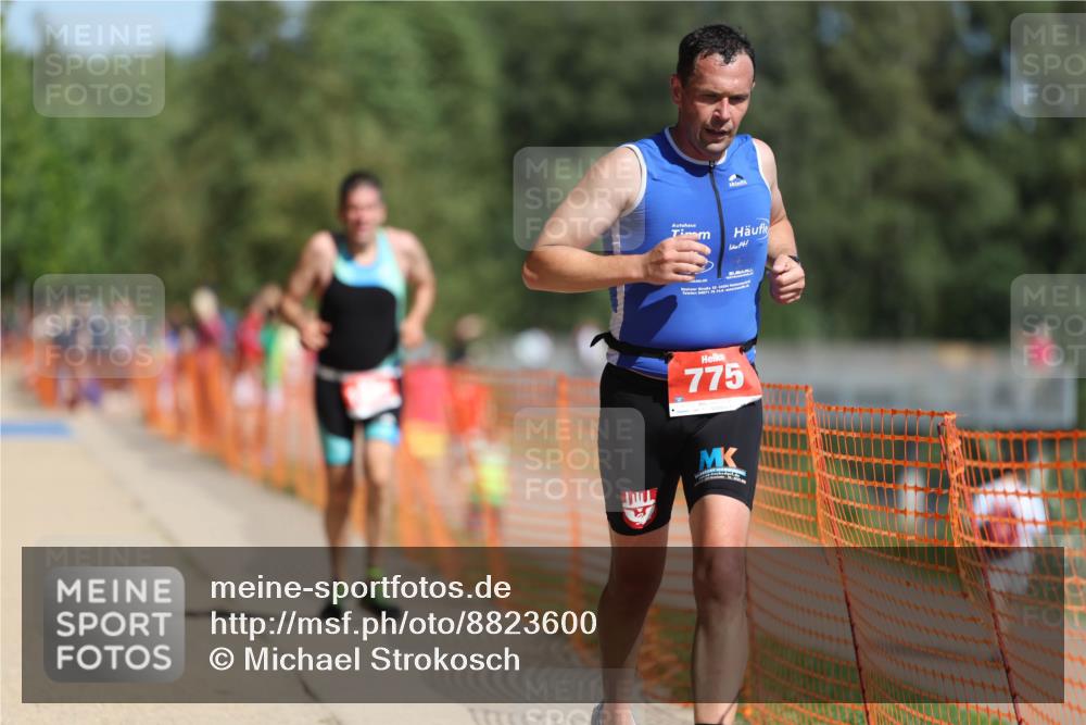 07.09.2025 - 19. Norderstedt Triathlon Michael Strokosch http://msf.ph/oto/8823600 07.09.2025 12:14:40 Laufen 775, 1332 meine-sportfotos.de