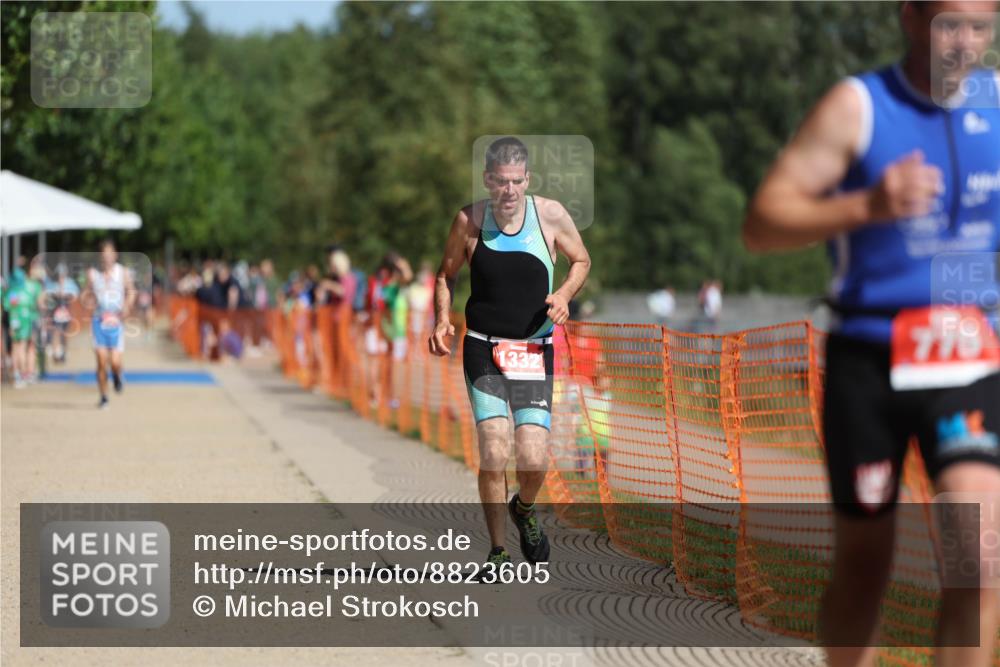 07.09.2025 - 19. Norderstedt Triathlon Michael Strokosch http://msf.ph/oto/8823605 07.09.2025 12:14:41 Laufen 775, 1332 meine-sportfotos.de