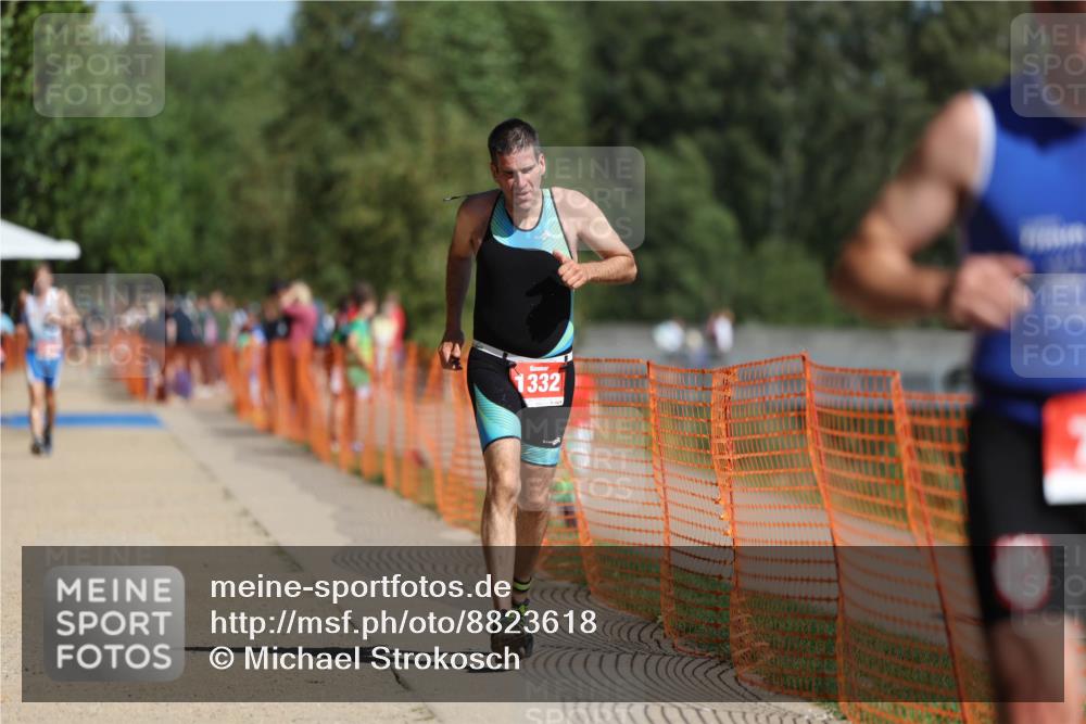 07.09.2025 - 19. Norderstedt Triathlon Michael Strokosch http://msf.ph/oto/8823618 07.09.2025 12:14:41 Laufen 775, 1332 meine-sportfotos.de