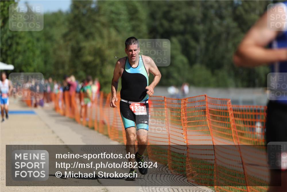 07.09.2025 - 19. Norderstedt Triathlon Michael Strokosch http://msf.ph/oto/8823624 07.09.2025 12:14:41 Laufen 775, 1332 meine-sportfotos.de