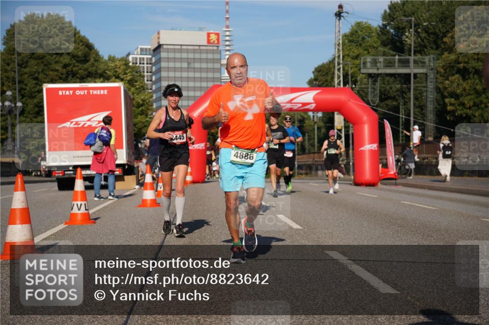 07.09.2025 - BARMER Alsterlauf Yannick Fuchs http://msf.ph/oto/8823642 07.09.2025 09:47:53 Laufen 445, 4886 meine-sportfotos.de