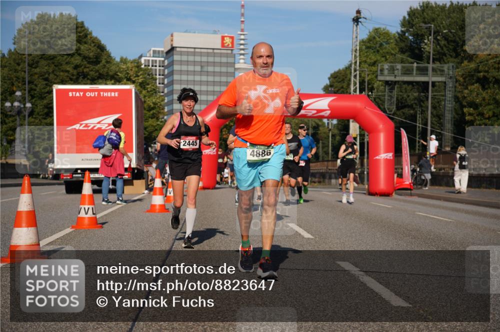 07.09.2025 - BARMER Alsterlauf Yannick Fuchs http://msf.ph/oto/8823647 07.09.2025 09:47:53 Laufen 2445, 4886 meine-sportfotos.de
