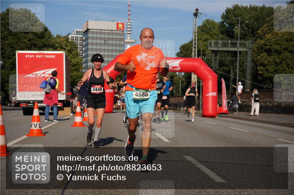 07.09.2025 - BARMER Alsterlauf Yannick Fuchs http://msf.ph/oto/8823653 07.09.2025 09:47:53 Laufen 2445, 4886 meine-sportfotos.de