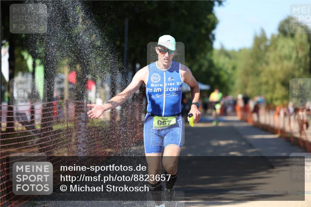 07.09.2025 - 19. Norderstedt Triathlon Michael Strokosch http://msf.ph/oto/8823657 07.09.2025 15:17:10 Laufen 395, 961, 967 meine-sportfotos.de