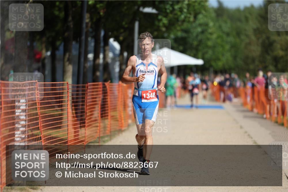 07.09.2025 - 19. Norderstedt Triathlon Michael Strokosch http://msf.ph/oto/8823667 07.09.2025 12:14:53 Laufen 1348 meine-sportfotos.de