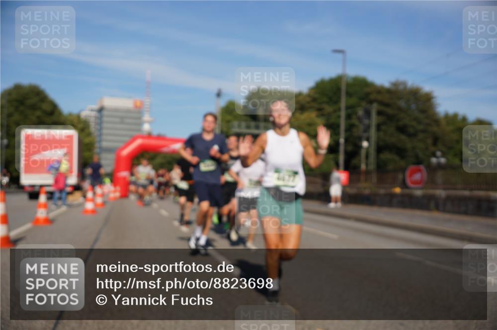 07.09.2025 - BARMER Alsterlauf Yannick Fuchs http://msf.ph/oto/8823698 07.09.2025 09:47:56 Laufen  meine-sportfotos.de