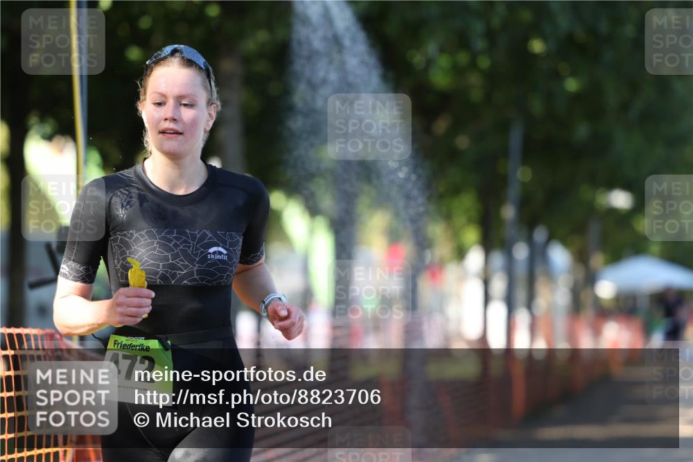 07.09.2025 - 19. Norderstedt Triathlon Michael Strokosch http://msf.ph/oto/8823706 07.09.2025 16:10:50 Laufen 448, 460 meine-sportfotos.de