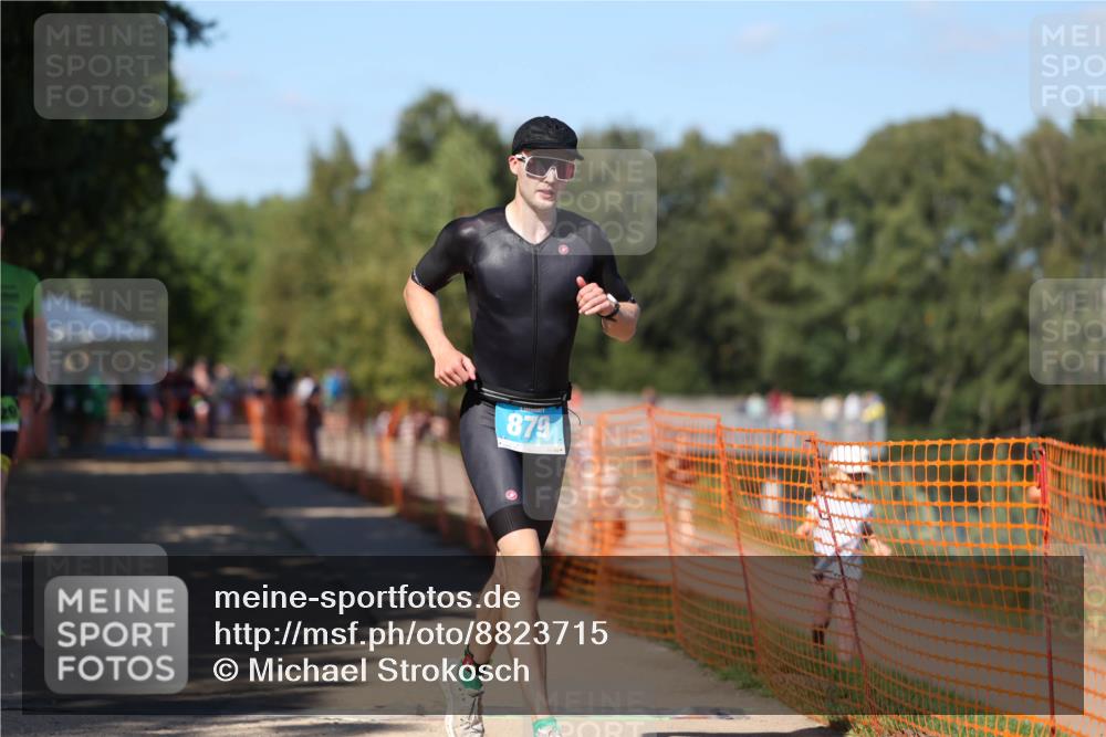 07.09.2025 - 19. Norderstedt Triathlon Michael Strokosch http://msf.ph/oto/8823715 07.09.2025 15:17:23 Laufen 879, 1029 meine-sportfotos.de