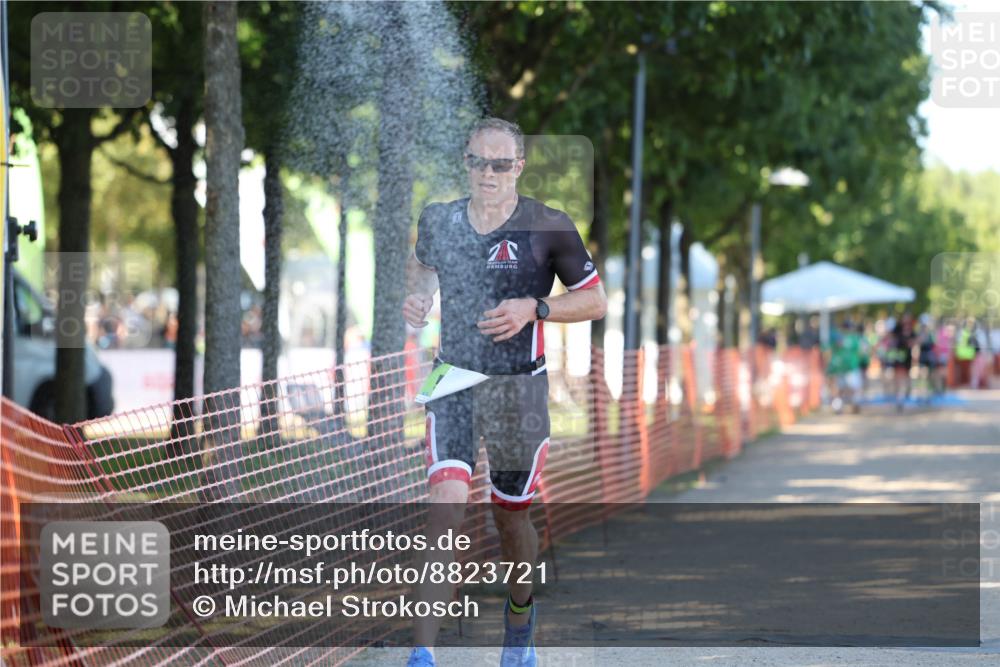 07.09.2025 - 19. Norderstedt Triathlon Michael Strokosch http://msf.ph/oto/8823721 07.09.2025 16:11:00 Laufen 547, 548 meine-sportfotos.de