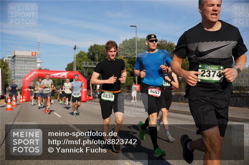 07.09.2025 - BARMER Alsterlauf Yannick Fuchs http://msf.ph/oto/8823742 07.09.2025 09:47:59 Laufen 2029, 4839, 4657, 36, 2374 meine-sportfotos.de