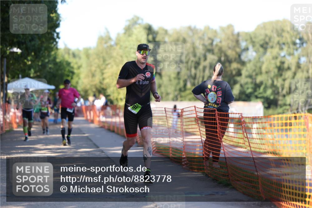 07.09.2025 - 19. Norderstedt Triathlon Michael Strokosch http://msf.ph/oto/8823778 07.09.2025 16:11:14 Laufen 491, 950 meine-sportfotos.de