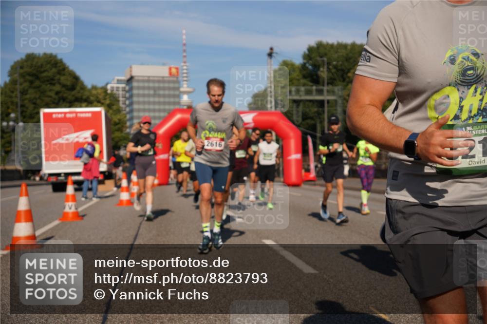 07.09.2025 - BARMER Alsterlauf Yannick Fuchs http://msf.ph/oto/8823793 07.09.2025 09:48:02 Laufen 2616, 36, 21 meine-sportfotos.de