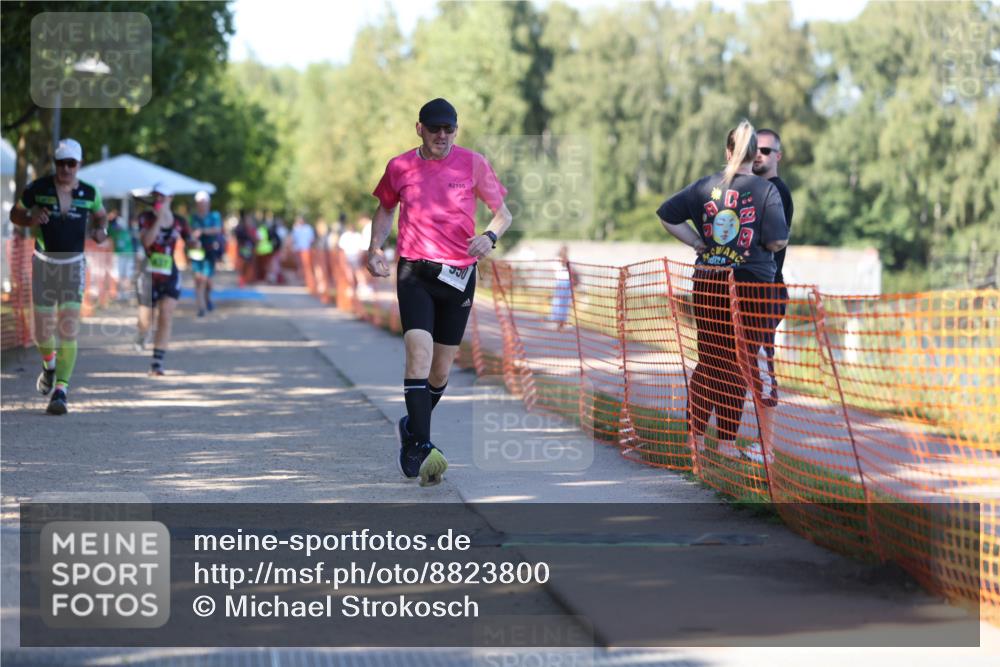 07.09.2025 - 19. Norderstedt Triathlon Michael Strokosch http://msf.ph/oto/8823800 07.09.2025 16:11:18 Laufen 437, 491, 950, 1481 meine-sportfotos.de